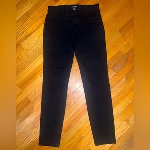 DKNY Jeans Black Ponte Pant Skinny Straight Leg Size Small RN#54163 CA# 57151